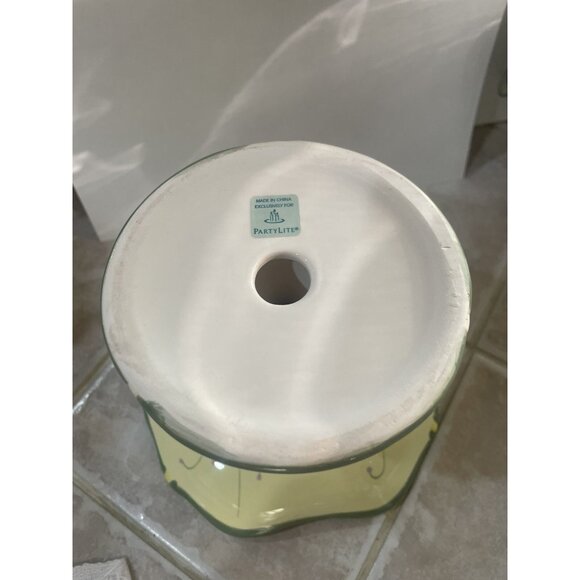 Partylite Strawberry Garden Lites Taper / Ball Candle Holder, P8094 Strawberry - Picture 5 of 7